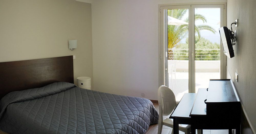 Hotel Les Eucalyptus ปอร์โต โปลโล ภายนอก รูปภาพ